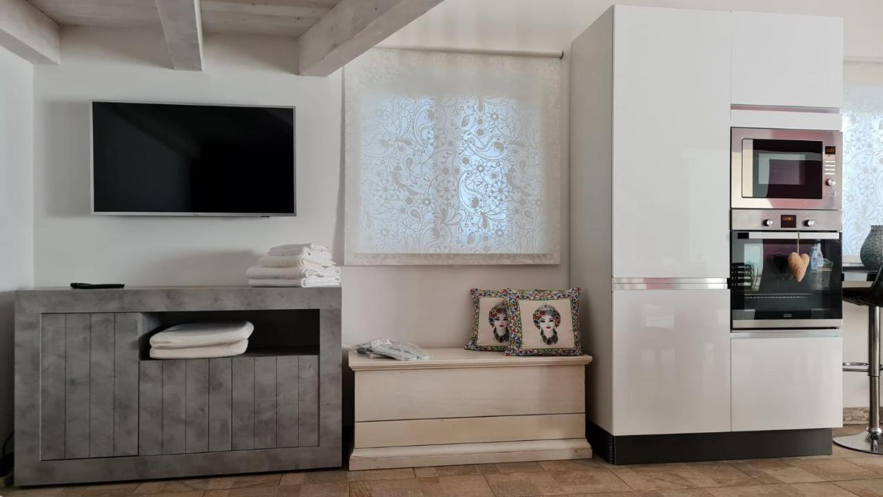 Dependance Oscar Appartement Carrozziere Fonte Ciane Buitenkant foto