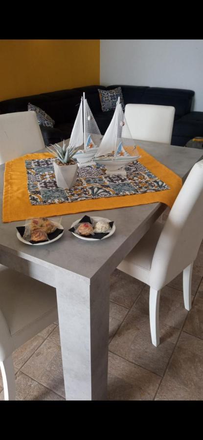 Dependance Oscar Appartement Carrozziere Fonte Ciane Buitenkant foto
